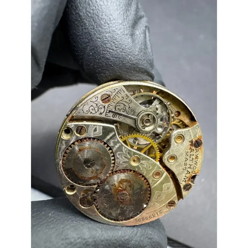 Antique Waltham Pocket Watch Movement White Dial 24.4MM For Parts/Repair